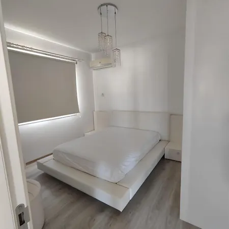 Royal Sun Sitesi 2 Yatak Odali * Agios Georgios (Famagusta)