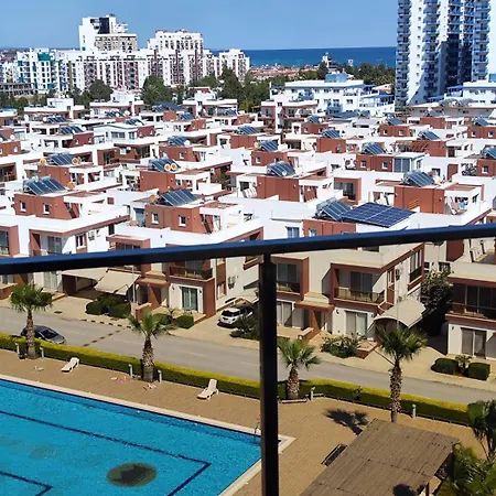 Royal Sun Sitesi 2 Yatak Odali Apartament Agios Georgios (Famagusta)